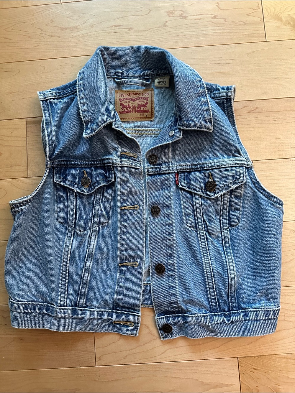 Like-New- Levi's Light Blue Cropped Denim Vest Jacket